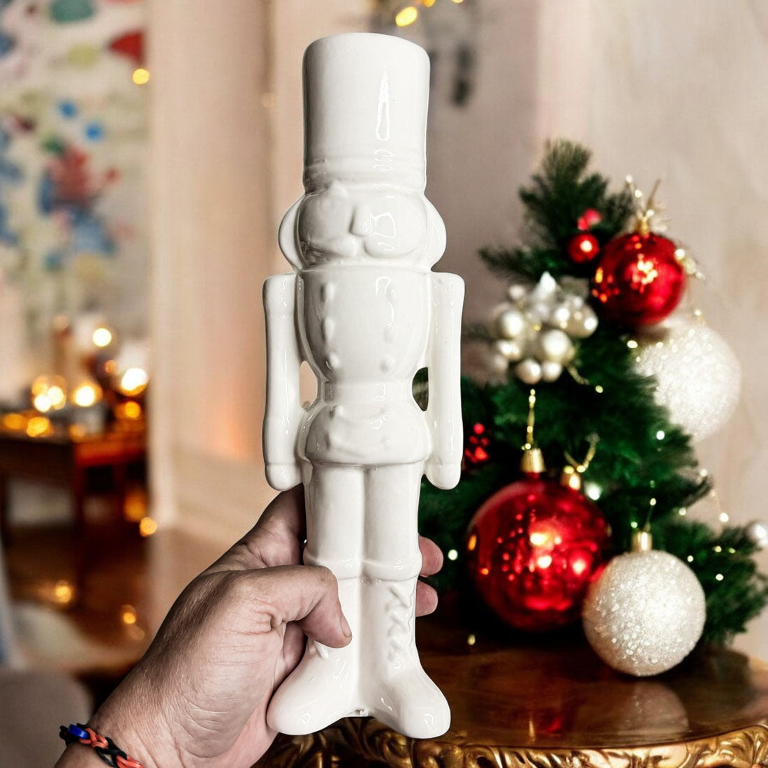 Nutcracker Set White