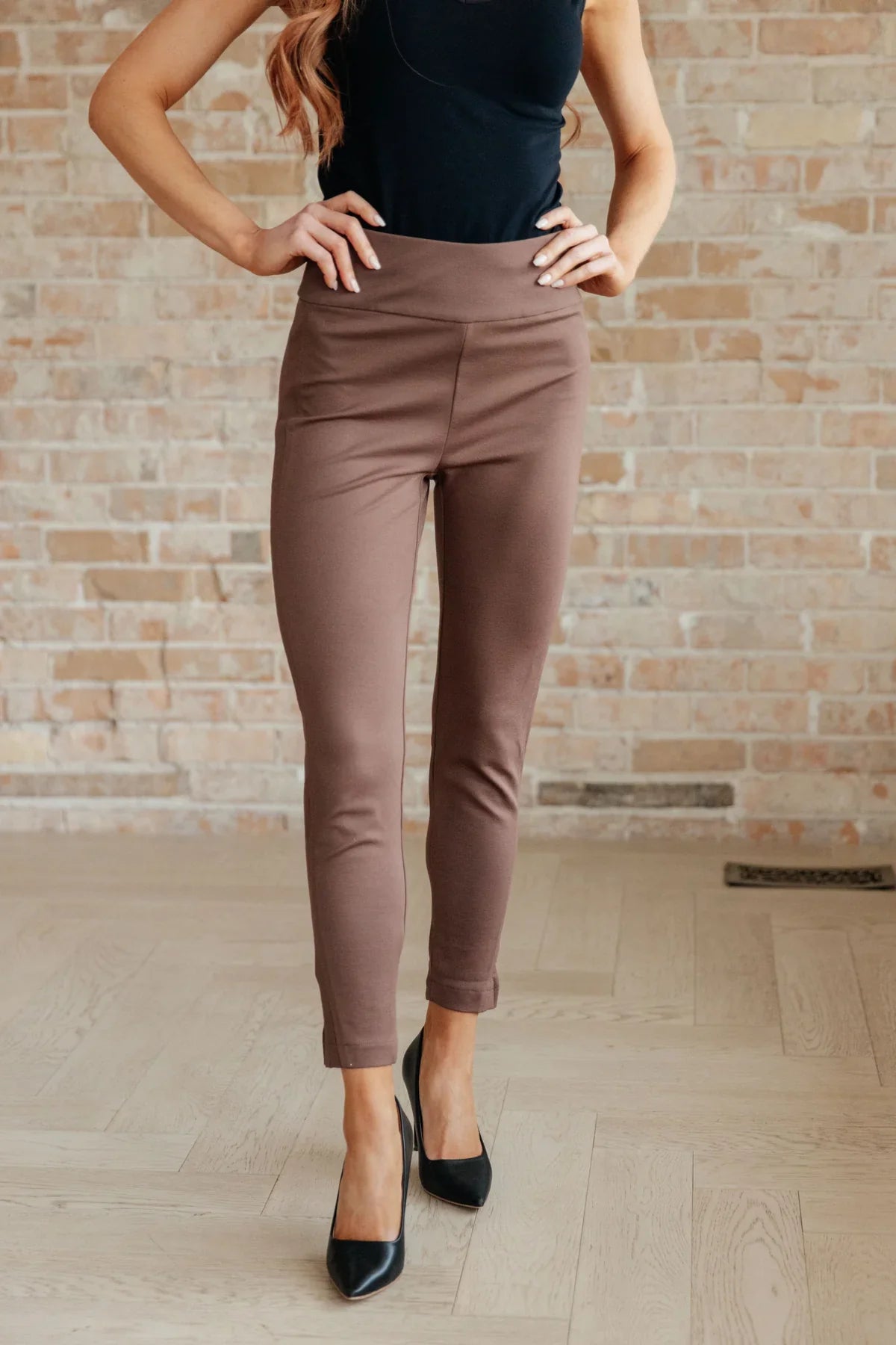 Restocked: Magic Ankle Crop Skinny 26" Pants in Twelve Colors